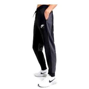Nike boys black/grey fleece athletic joggers